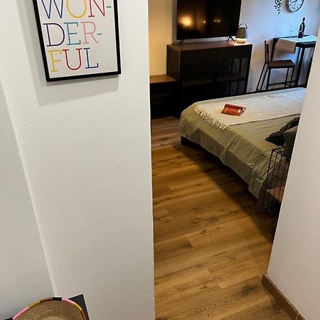 Stylish Apartment 3 Km Away From Duomo - Netflix, Wi-Fi, All Comforts Included Милан Экстерьер фото